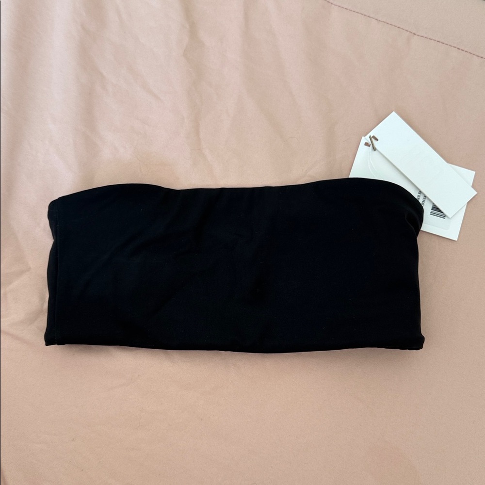 Crop shop boutique bandeau sports bra